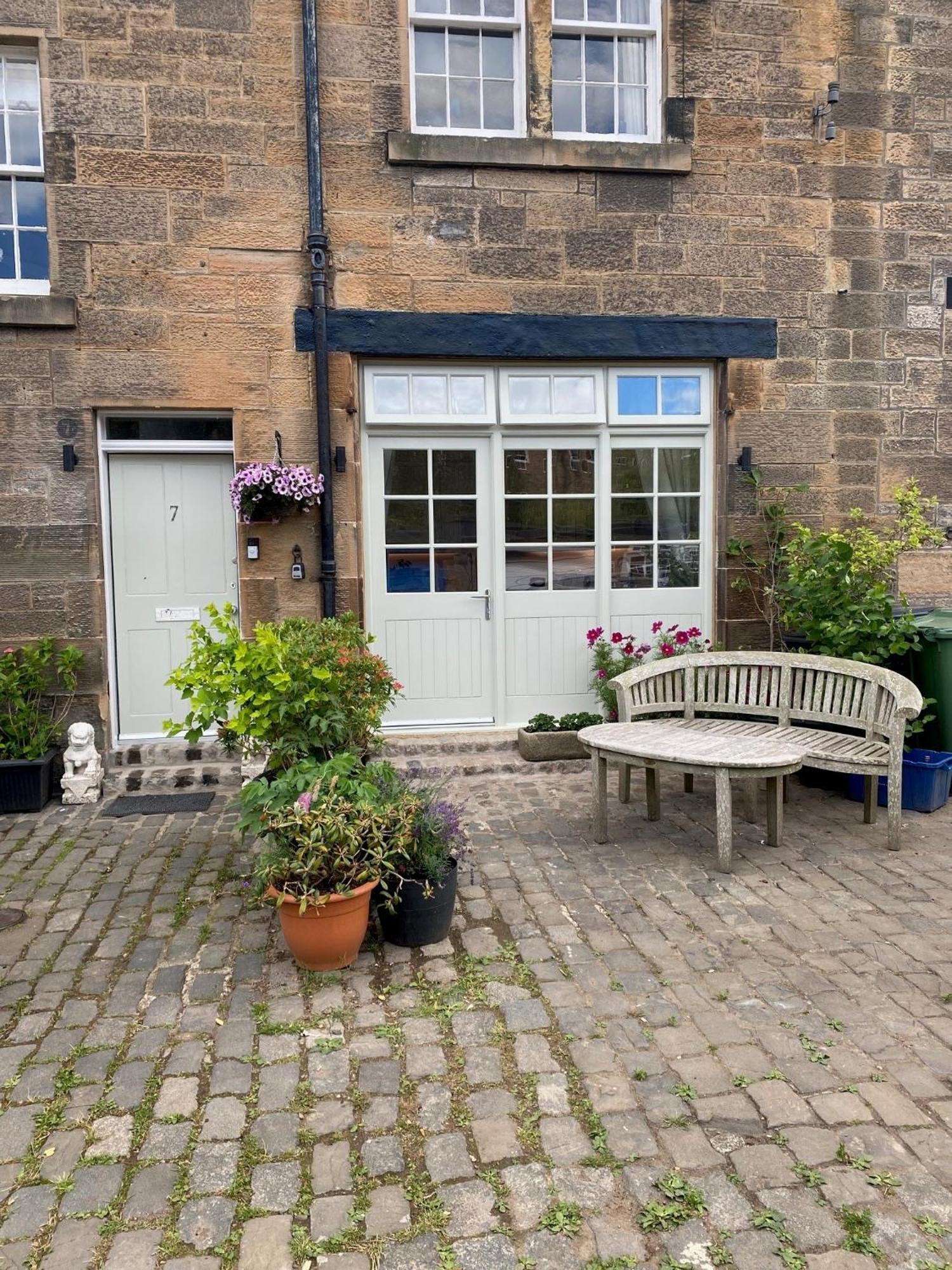 7A The Mews - Cottage In The City Edimburgo Exterior foto